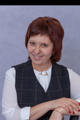 Воспитатель высшей категории Левченкова Елена Анатольевна